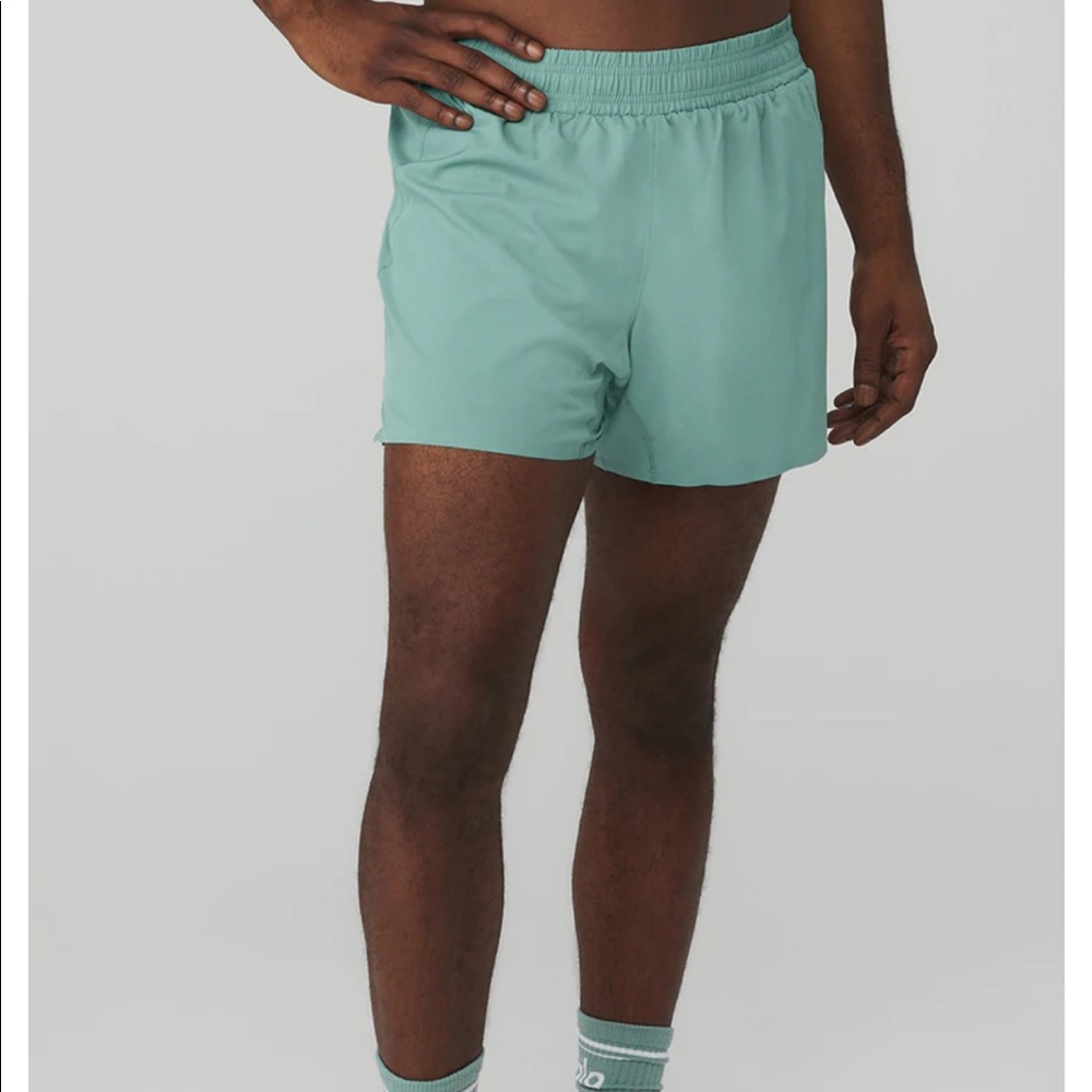 ALO Yoga 5'' Adapt Running Short, M blue agave